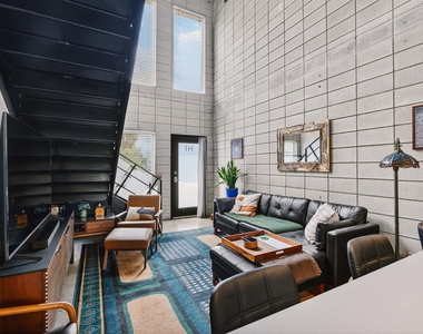 4801 S Congress Ave - Photo Thumbnail 8