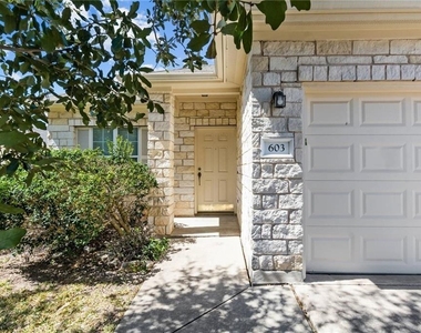 603 Wiley St - Photo Thumbnail 1