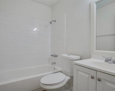 2310 Rachael Ct - Photo Thumbnail 9