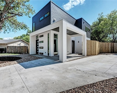 6111 Begonia Cir - Photo Thumbnail 2