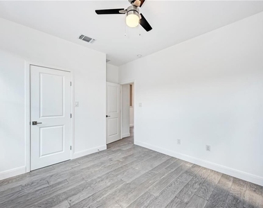 6111 Begonia Cir - Photo Thumbnail 20