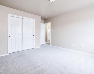 1501 Sweet Leaf Ln - Photo Thumbnail 29