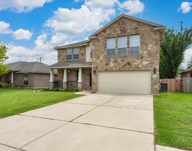 1501 Sweet Leaf Ln - Photo Thumbnail 2
