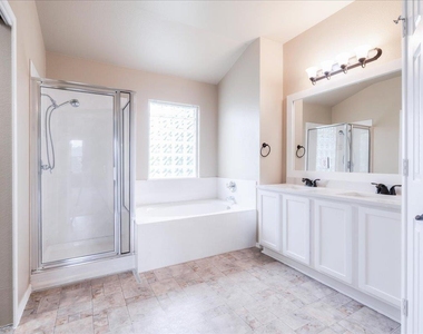 1501 Sweet Leaf Ln - Photo Thumbnail 20