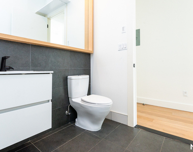 215 Freeman St 11222 - Photo Thumbnail 1