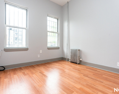 69 Cedar St 11221 - Photo Thumbnail 5