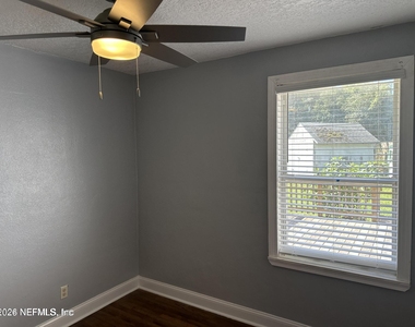 6660 Oriole Avenue - Photo Thumbnail 8