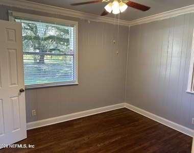6660 Oriole Avenue - Photo Thumbnail 9