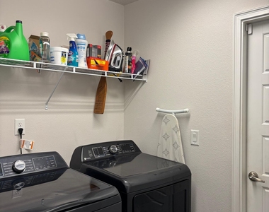 8112 Helmsley Boulevard - Photo Thumbnail 12