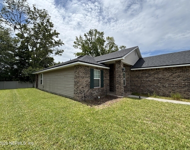 8112 Helmsley Boulevard - Photo Thumbnail 2