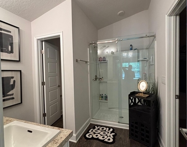 8112 Helmsley Boulevard - Photo Thumbnail 15