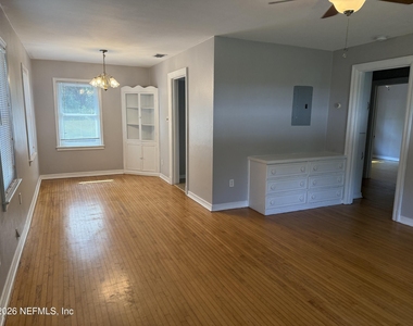 301 Flagler Boulevard - Photo Thumbnail 16
