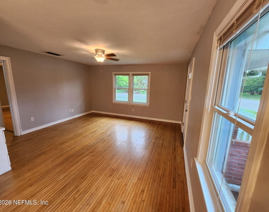 301 Flagler Boulevard - Photo Thumbnail 3