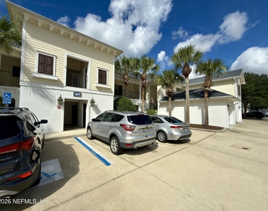 109 Laurel Wood Way - Photo Thumbnail 3