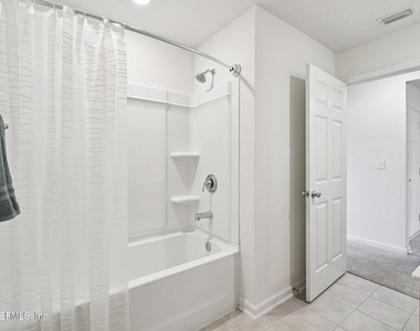 2635 Windsor Lakes Way - Photo Thumbnail 27
