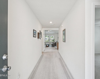 2635 Windsor Lakes Way - Photo Thumbnail 3