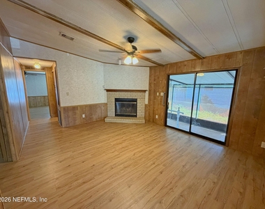 7633 Plumwood Drive - Photo Thumbnail 2