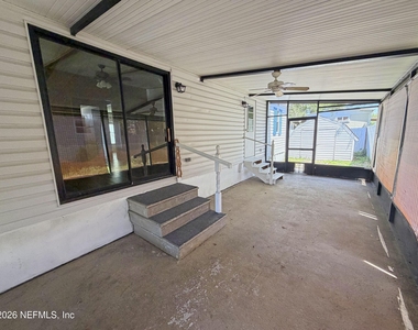 7633 Plumwood Drive - Photo Thumbnail 13