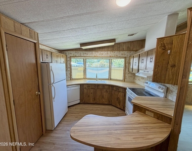 7633 Plumwood Drive - Photo Thumbnail 4