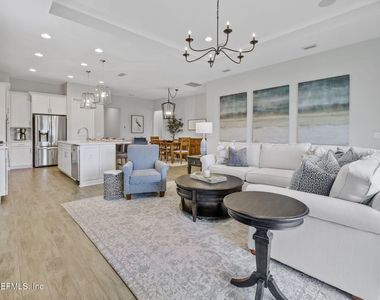 102 Seabrook Drive - Photo Thumbnail 17