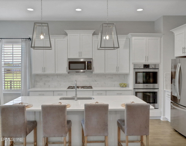 102 Seabrook Drive - Photo Thumbnail 22