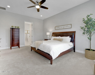 102 Seabrook Drive - Photo Thumbnail 29