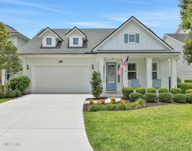 102 Seabrook Drive - Photo Thumbnail 2