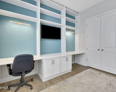 102 Seabrook Drive - Photo Thumbnail 56
