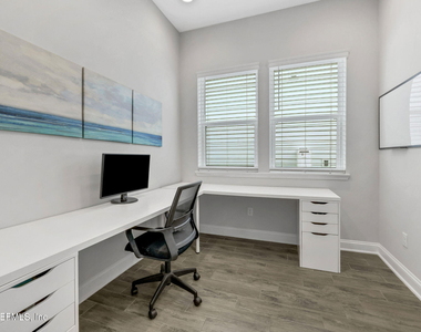 102 Seabrook Drive - Photo Thumbnail 49