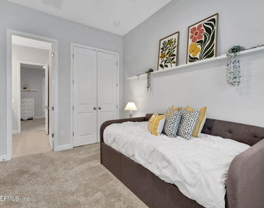 102 Seabrook Drive - Photo Thumbnail 41
