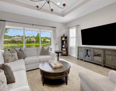 102 Seabrook Drive - Photo Thumbnail 15