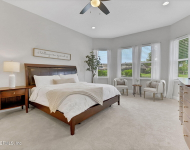 102 Seabrook Drive - Photo Thumbnail 27