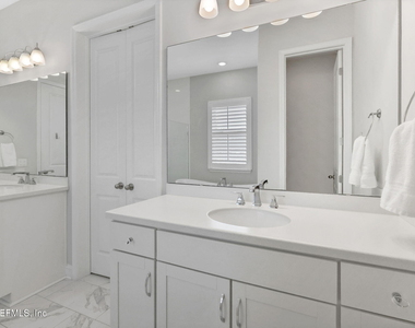 102 Seabrook Drive - Photo Thumbnail 37