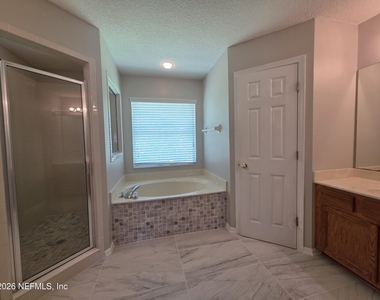 161 Flower Of Scotland Avenue - Photo Thumbnail 4