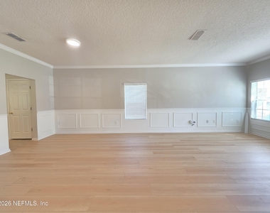 161 Flower Of Scotland Avenue - Photo Thumbnail 7
