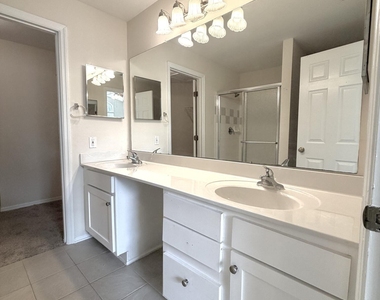 13810 Sutton Park Drive - Photo Thumbnail 19