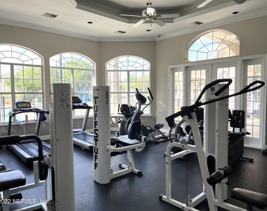 13810 Sutton Park Drive - Photo Thumbnail 30