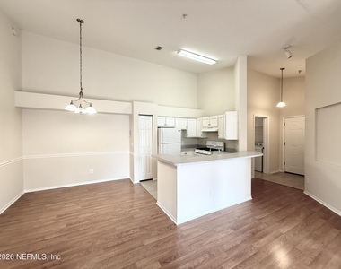 13810 Sutton Park Drive - Photo Thumbnail 7