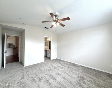 13810 Sutton Park Drive - Photo Thumbnail 3
