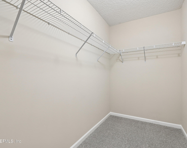 11242 Panther Creek Parkway - Photo Thumbnail 22