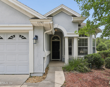 11242 Panther Creek Parkway - Photo Thumbnail 2