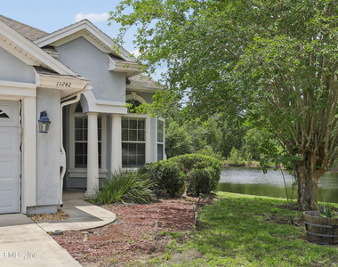 11242 Panther Creek Parkway - Photo Thumbnail 1
