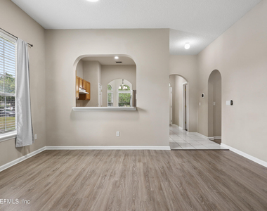 11242 Panther Creek Parkway - Photo Thumbnail 10