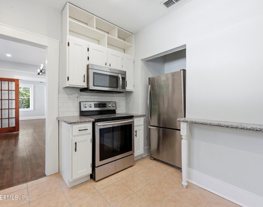 2614 Dellwood Avenue - Photo Thumbnail 11