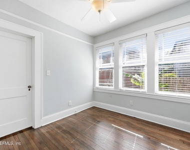 2614 Dellwood Avenue - Photo Thumbnail 17
