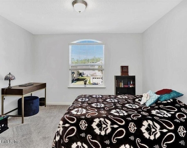 511 Richmond Drive - Photo Thumbnail 11