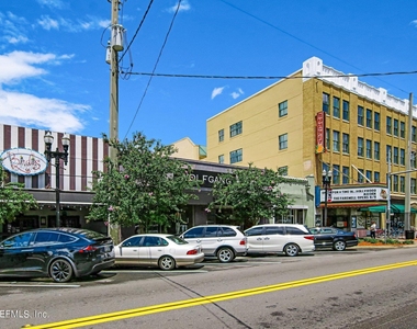 2116 Herschel Street - Photo Thumbnail 12