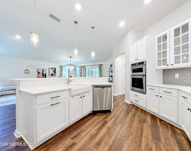 826 Flach Drive - Photo Thumbnail 7