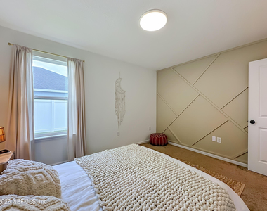 826 Flach Drive - Photo Thumbnail 21