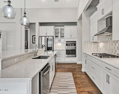 104 Marquesa Circle - Photo Thumbnail 9